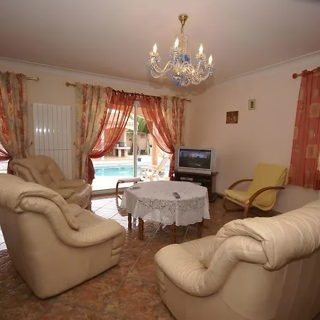 Exquisite In With Swimming Pool Villa