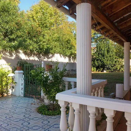 Exquisite In With Swimming Pool *