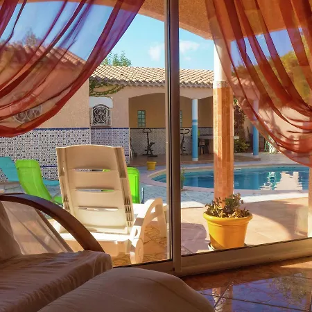 Villa Exquisite In With Swimming Pool *
