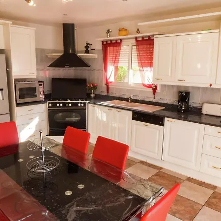 Exquisite In With Swimming Pool Villa *
