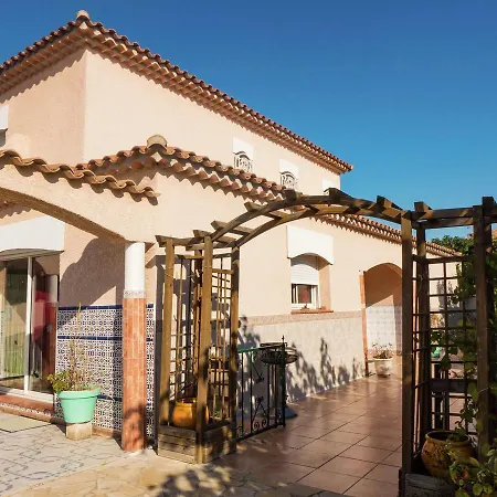 Exquisite In With Swimming Pool Villa Perpinhã